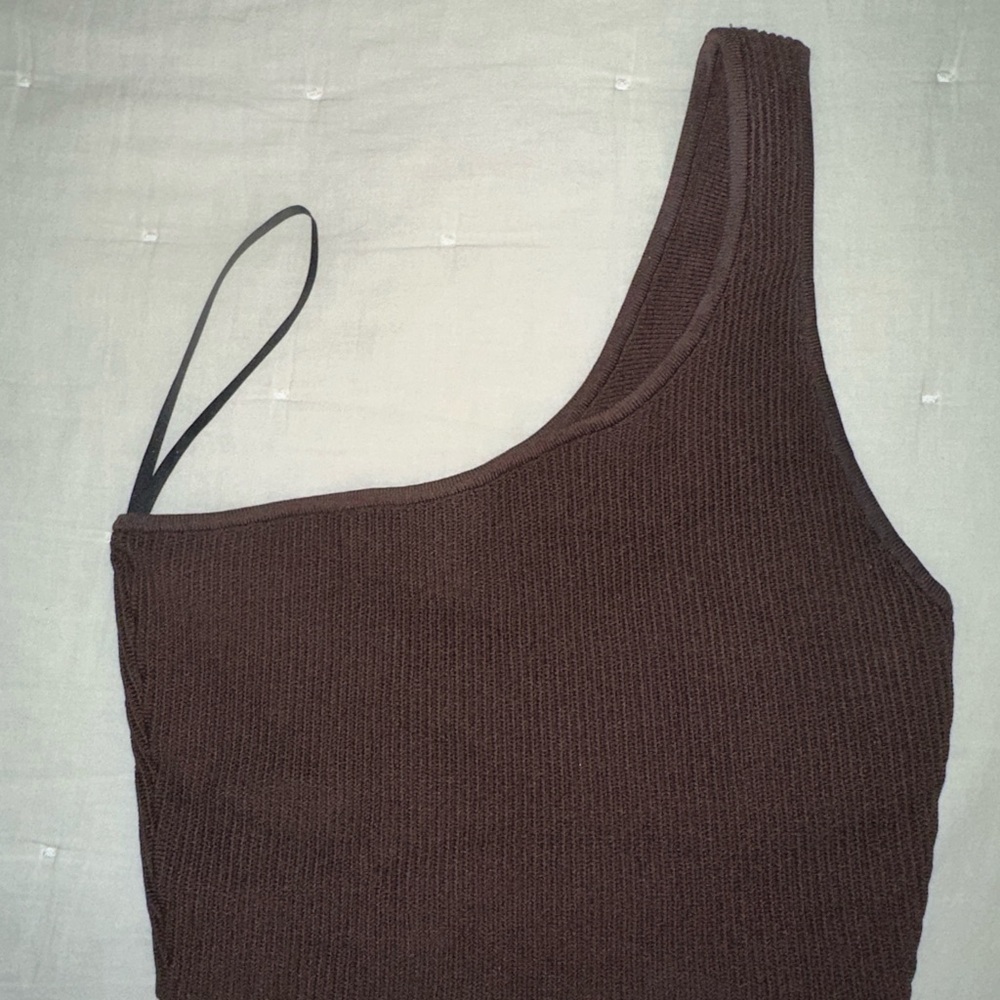 Babaton One Shoulder Sculpt Knit Top - Picture 4 of 6